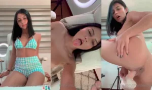 Charlotte19y Masturbates With Clamped Tits - MyPornerLeak