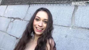 Petite Woman Enjoys Outdoor Sex and Facial - MyPornerLeak