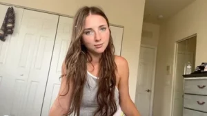 Squirting Stepsister Role-Play Cures Depression - MyPornerLeak