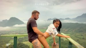 Raysi Leeum Has Outdoor Sex - MyPornerLeak