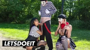 Street Mimes in Blonde Brunette Threesome - MyPornerLeak