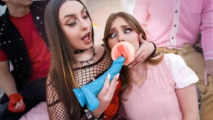 SisSwap – Violet Dawn, Lucy Foxxx – Violet Turns Lucy’s Mouth Into a Personal Pocket Pussy Cam Girl Swap - MyPornerLeak