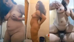 Desi mallu aunty show her sexy figure and raiding – Indian porn video - MyPornerLeak