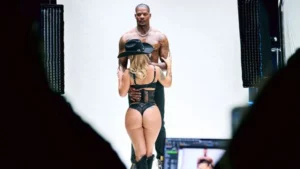 Wifey – Swamp Barbee and Bruce Gorgeous Cowgirl Reveals Her Face For The First Time - MyPornerLeak Leak